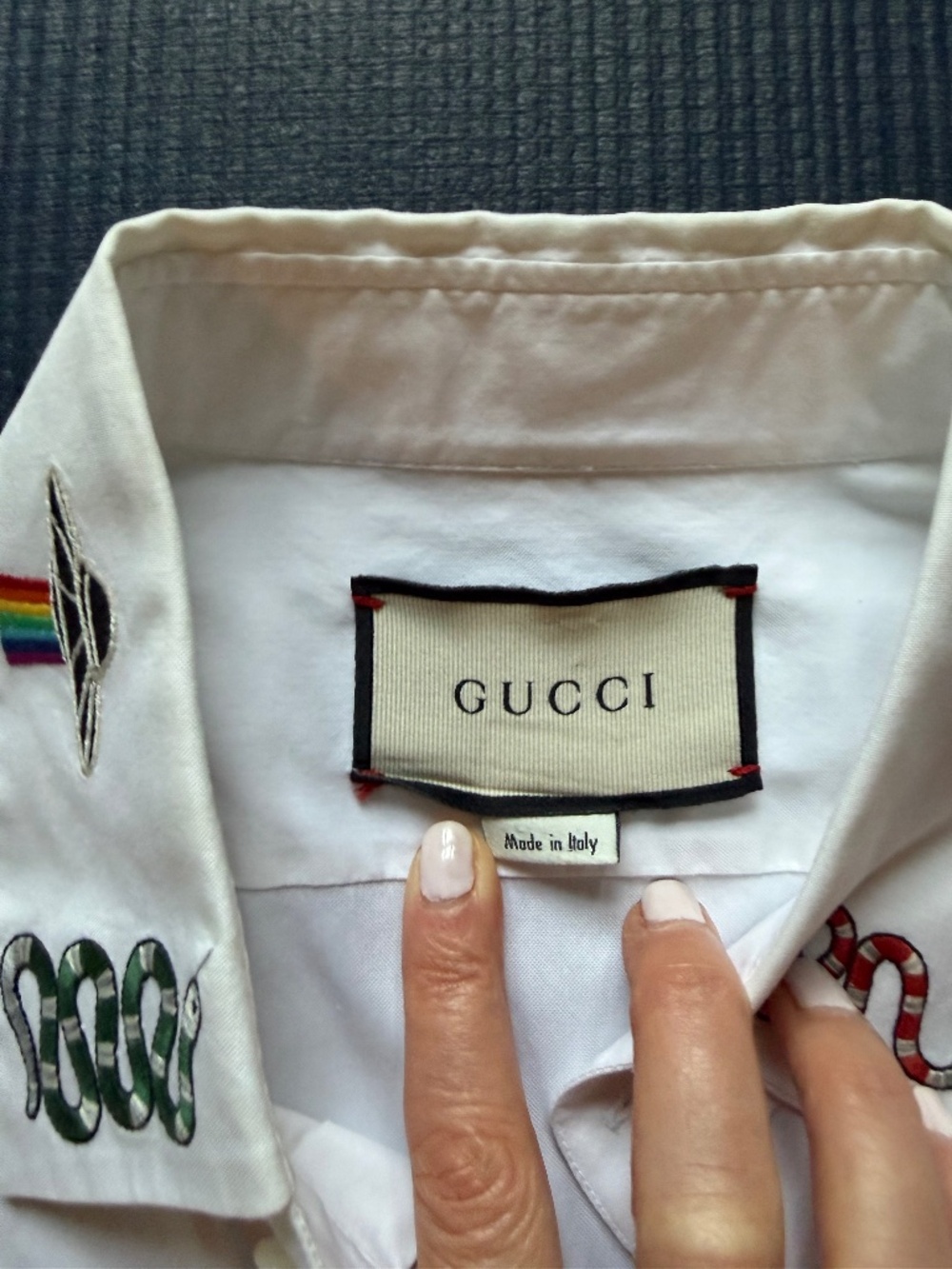 Gucci Embroidered Snake Rainbow UFO Duke Shirt — Size 41/16 (Men’s L)